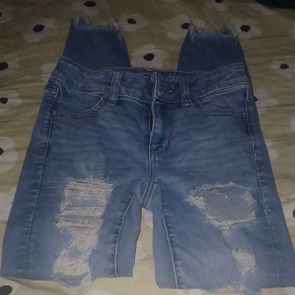 American Eagle Outfitters Skinny Blue Jeans with Distressed Detailing - Picture 4 of 4